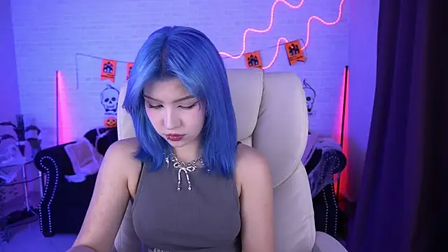 SelenaIris online show from October 31, 9:05 pm