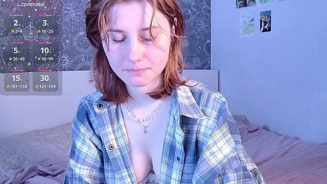 Snapshot of Cute_Cate404 chatting on February 20, 6:26 am Cute Cate404 online show from February 20, 6:26 am
