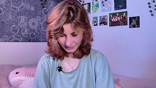 Snapshot of Cute_Cate404 chatting on May 25, 3:12 am Cute Cate404 online show from May 25, 3:12 am