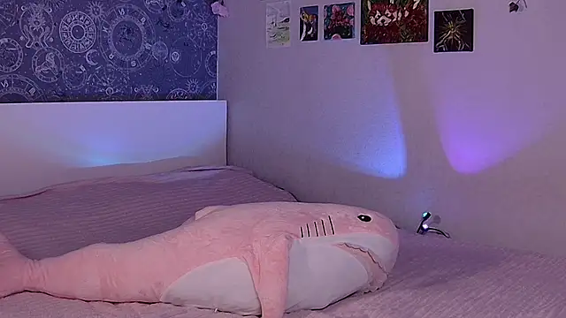 Snapshot of Cute_Cate404 chatting on May 31, 2:42 am Cute Cate404 online show from May 31, 2:42 am