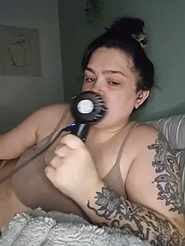 Saucy-Serenity online show from June 23, 8:51 pm