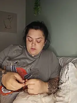 Saucy-Serenity online show from June 29, 9:48 pm