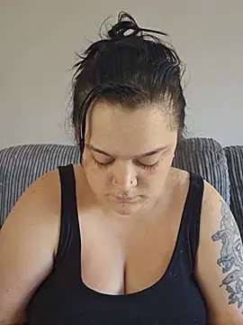 Saucy-Serenity online show from July 18, 9:46 am