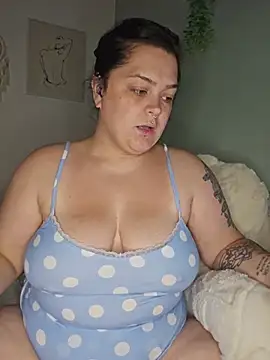 Saucy-Serenity online show from July 18, 9:51 pm