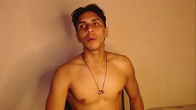 Monkey uchiha777 online show from September 26, 11:42 pm