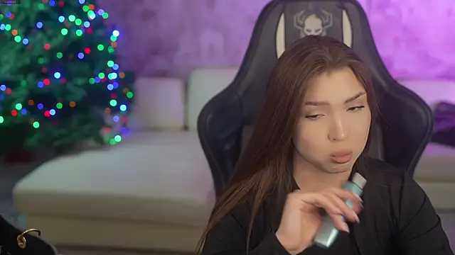 Snapshot of Billie054 chatting on January 12, 9:03 am Billie054 online show from January 12, 9:03 am