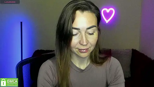 Snapshot of Kiss_julli88I chatting on March 12, 9:24 pm Kiss julli88I online show from March 12, 9:24 pm