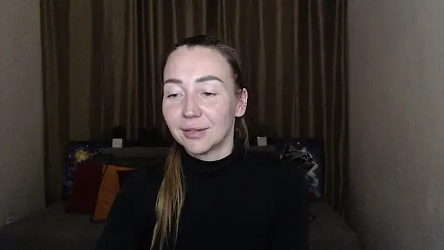 Snapshot of Kiss_julli88I chatting on March 15, 6:32 pm Kiss julli88I online show from March 15, 6:32 pm