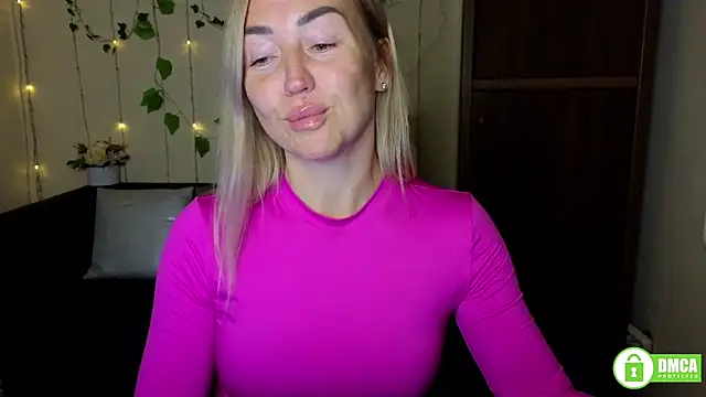 Kiss julli88I online show from September 26, 5:28 pm