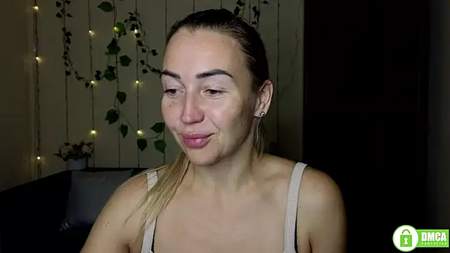 Kiss julli88I online show from October 20, 5:24 pm