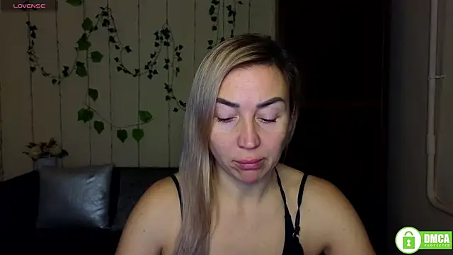 Kiss julli88I online show from January 13, 6:24 pm