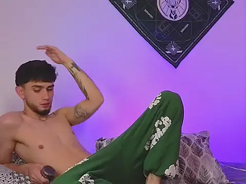 samevansx  online show from October 17, 12:52 pm