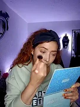 Luz delunaa online show from March 12, 2:52 am