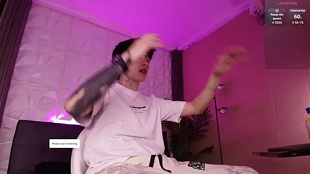 troy rouge online show from December 19, 6:59 pm