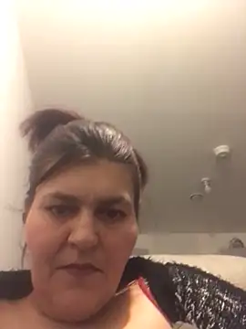 Snapshot of Curvy-Essex-Milf chatting on March 7, 9:06 pm Curvy-Essex-Milf online show from March 7, 9:06 pm