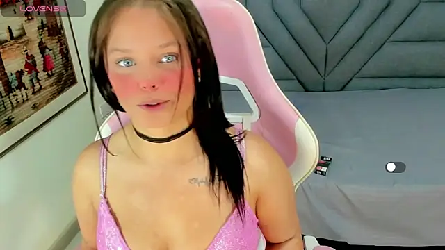 Snapshot of vella_sex chatting on March 17, 5:38 pm vella sex online show from March 17, 5:38 pm