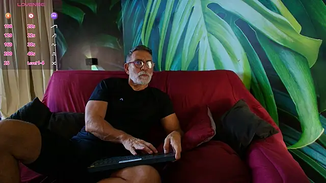 LukeCrews online show from September 9, 5:23 pm