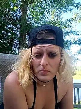 KITTYBOOBOOFUXX online show from July 13, 9:39 pm
