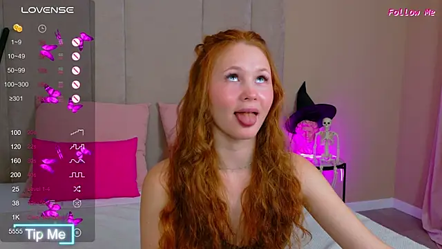 AmeliRoyse online show from October 22, 5:13 pm