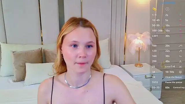 AmeliRoyse online show from May 10, 5:07 pm