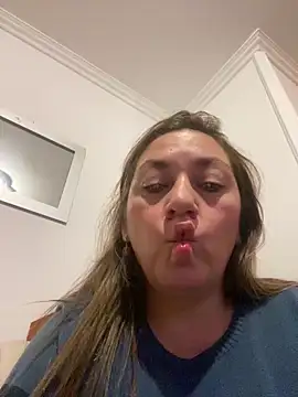 Snapshot of Luna-nevada chatting on February 27, 1:38 am Luna-nevada online show from February 27, 1:38 am