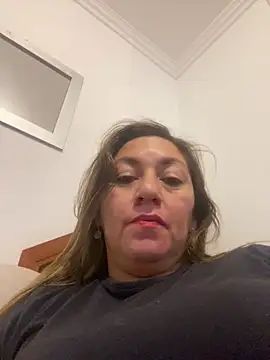 Snapshot of Luna-nevada chatting on March 2, 10:49 pm Luna-nevada online show from March 2, 10:49 pm