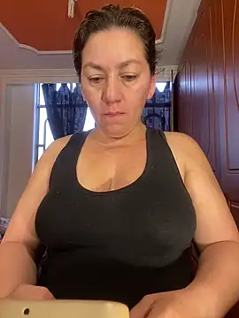 Snapshot of Luna-nevada chatting on March 14, 1:27 pm Luna-nevada online show from March 14, 1:27 pm