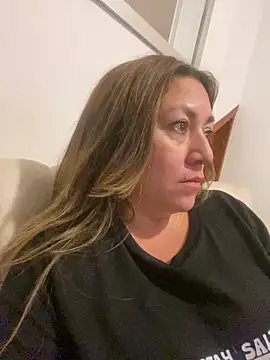 Snapshot of Luna-nevada chatting on March 20, 1:10 am Luna-nevada online show from March 20, 1:10 am