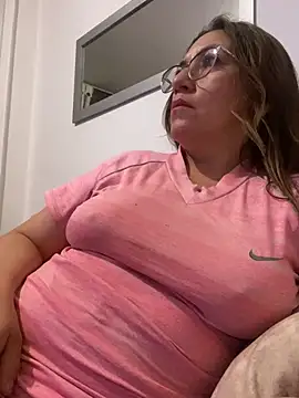 Snapshot of Luna-nevada chatting on March 21, 1:43 am Luna-nevada online show from March 21, 1:43 am