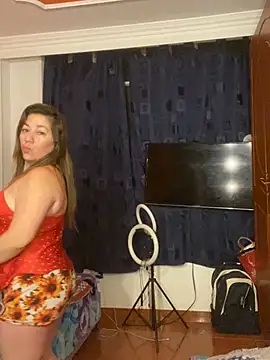 Snapshot of Luna-nevada chatting on March 27, 9:32 am Luna-nevada online show from March 27, 9:32 am