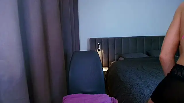 darcydixx online show from March 27, 7:02 pm