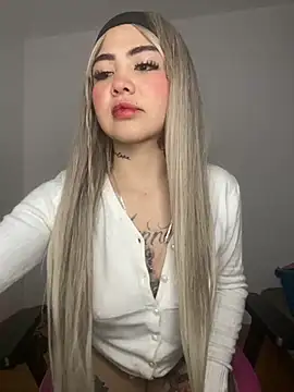 Mia cullen  online show from October 11, 1:38 am