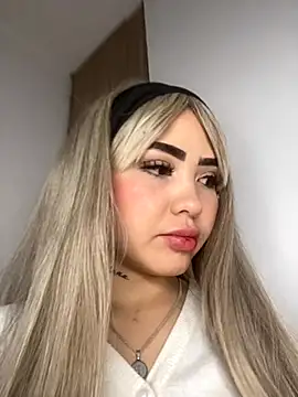 Mia cullen  online show from October 12, 1:48 am