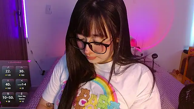 Snapshot of Oliviargf chatting on February 14, 12:13 pm Oliviargf online show from February 14, 12:13 pm