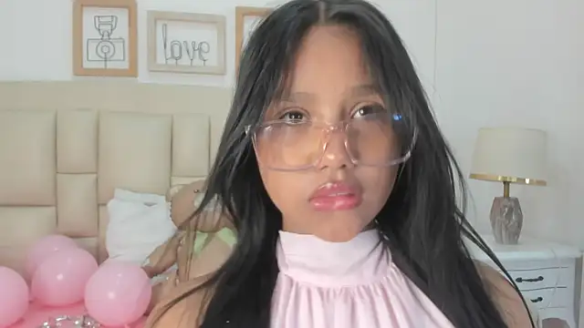 MadisonGomez16 online show from July 23, 10:57 am
