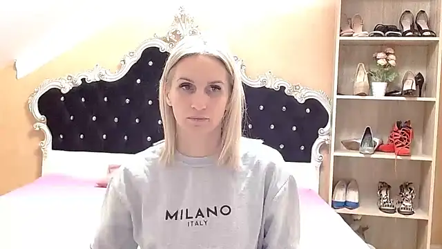 Snapshot of Diamond888 chatting on November 30, 6:39 am Diamond888 online show from November 30, 6:39 am