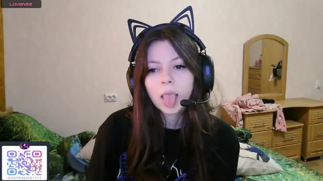 RendyDow online show from September 25, 8:18 am