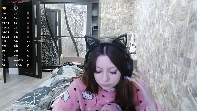 RendyDow online show from November 14, 7:18 am