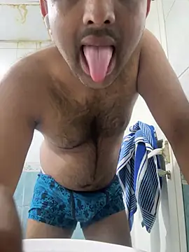 Snapshot of MIRTHICK2002 chatting on March 17, 8:51 am MIRTHICK2002 online show from March 17, 8:51 am