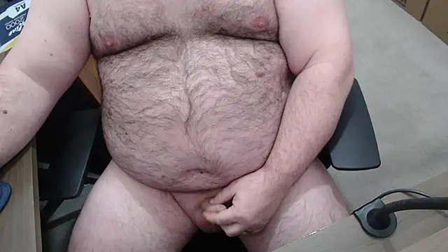 Snapshot of SmallBearUK chatting on March 18, 1:14 pm SmallBearUK online show from March 18, 1:14 pm