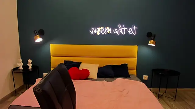 EvelineAmore online show from April 28, 8:41 am