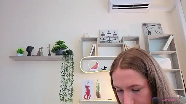 Kira mindnes online show from July 16, 6:08 am