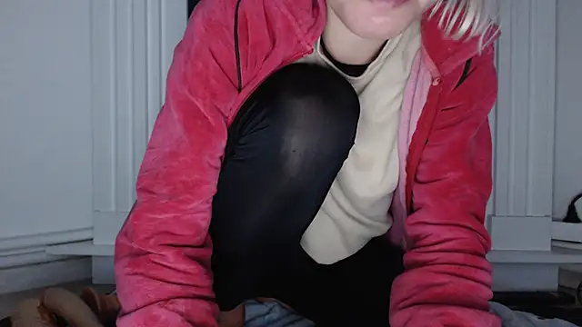 ElssaRush online show from October 19, 4:02 am