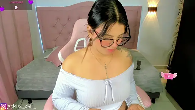 Ashley dolll online show from June 19, 9:18 pm