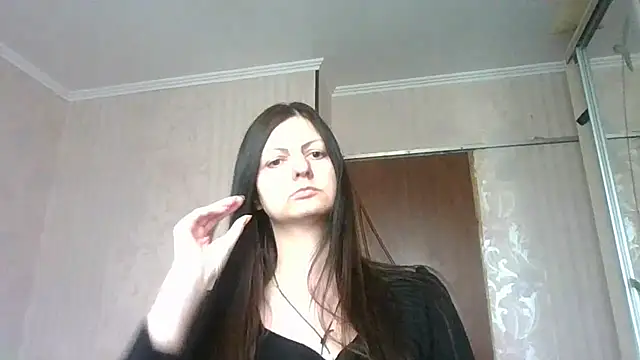 AliseWats online show from March 10, 10:15 am