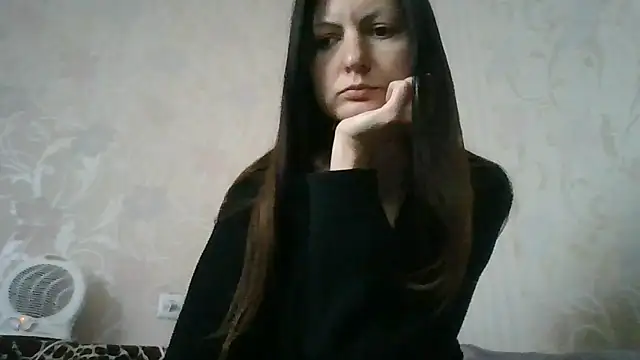 AliseWats online show from October 1, 12:44 pm