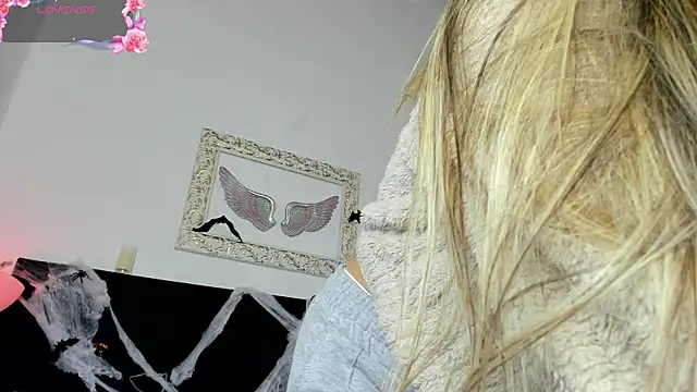 Lola Blondie online show from October 8, 12:14 pm