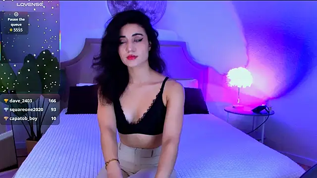 Maya Rogerss online show from October 10, 3:00 pm