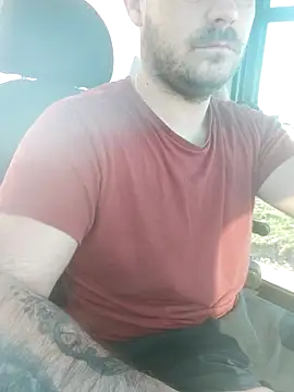 Snapshot of adisiadi chatting on March 18, 5:41 am adisiadi online show from March 18, 5:41 am