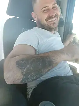 Snapshot of adisiadi chatting on March 20, 12:00 pm adisiadi online show from March 20, 12:00 pm